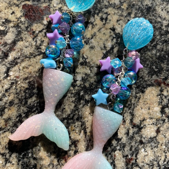 Mermaid tail ombre bubble bead earrings purple - Picture 4 of 4